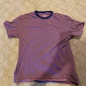 VV short sleeve striped tee with bold navy collar